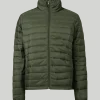 Jas < Action Sale